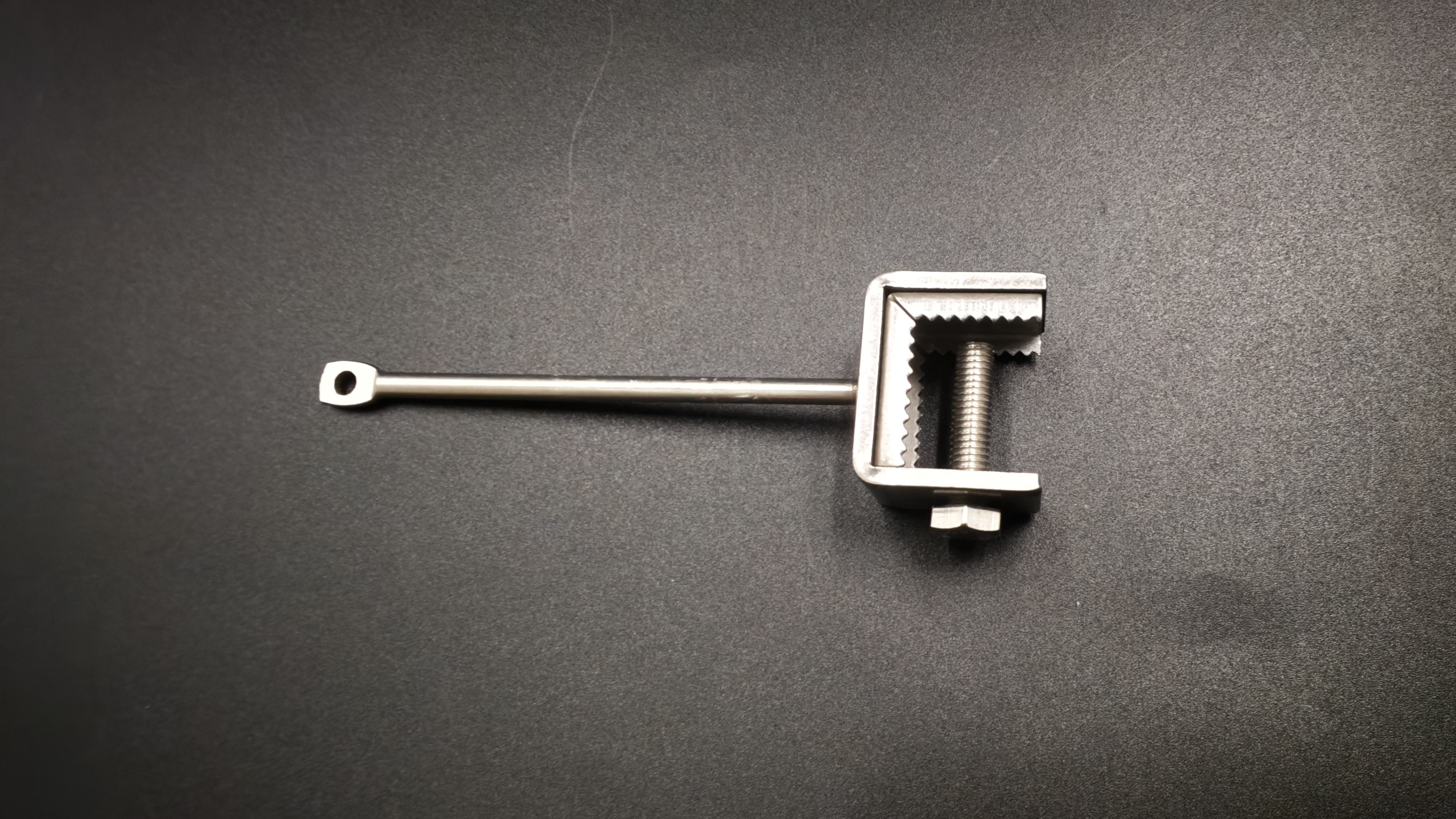 Gutter Clamp With Post2