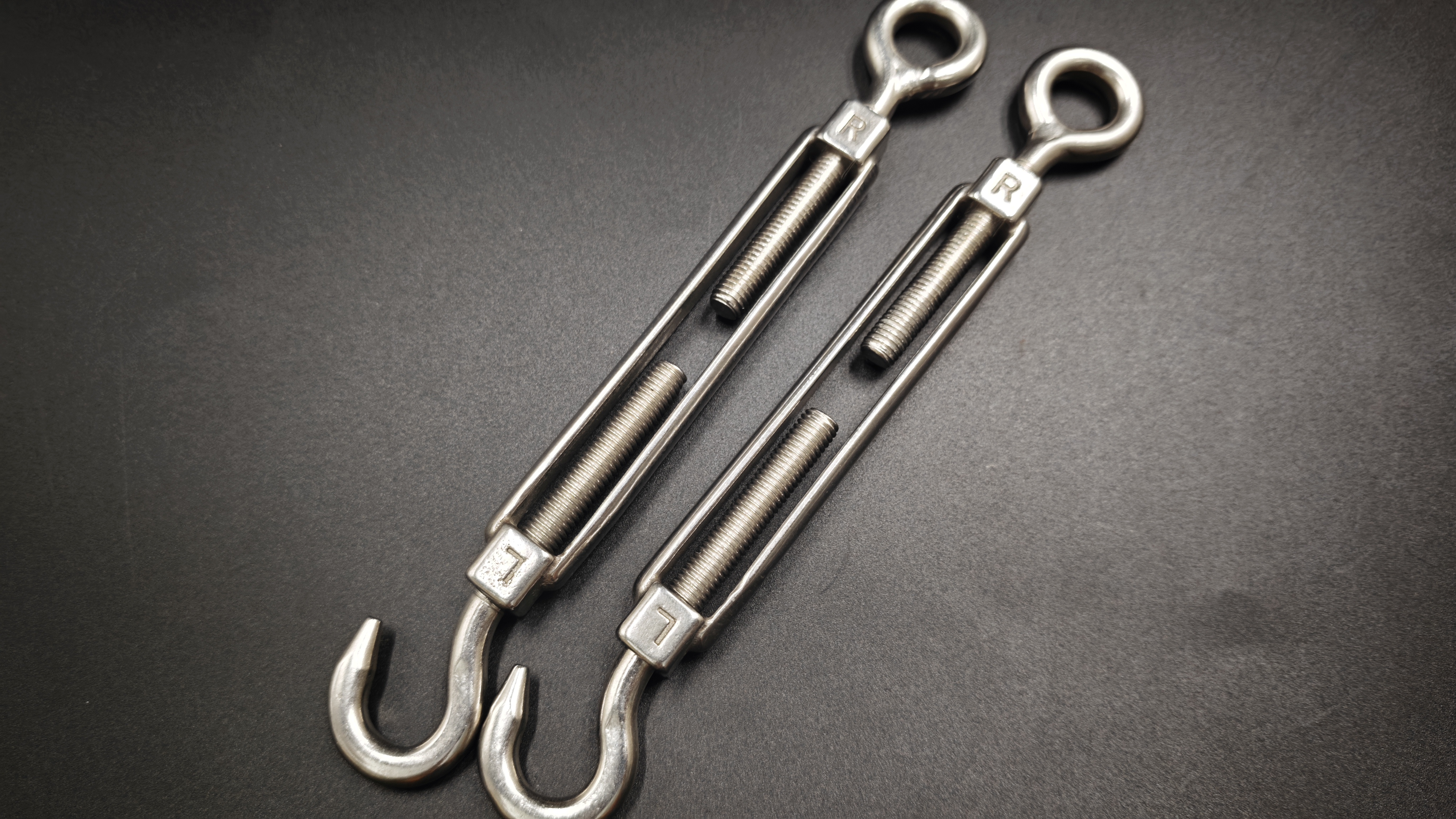 Turnbuckle2